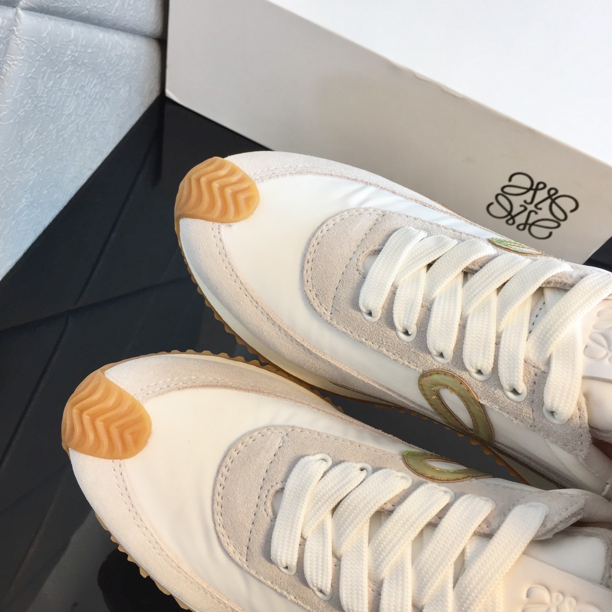 Loewe Flow Runner In Calfskin - PerfectKickZ