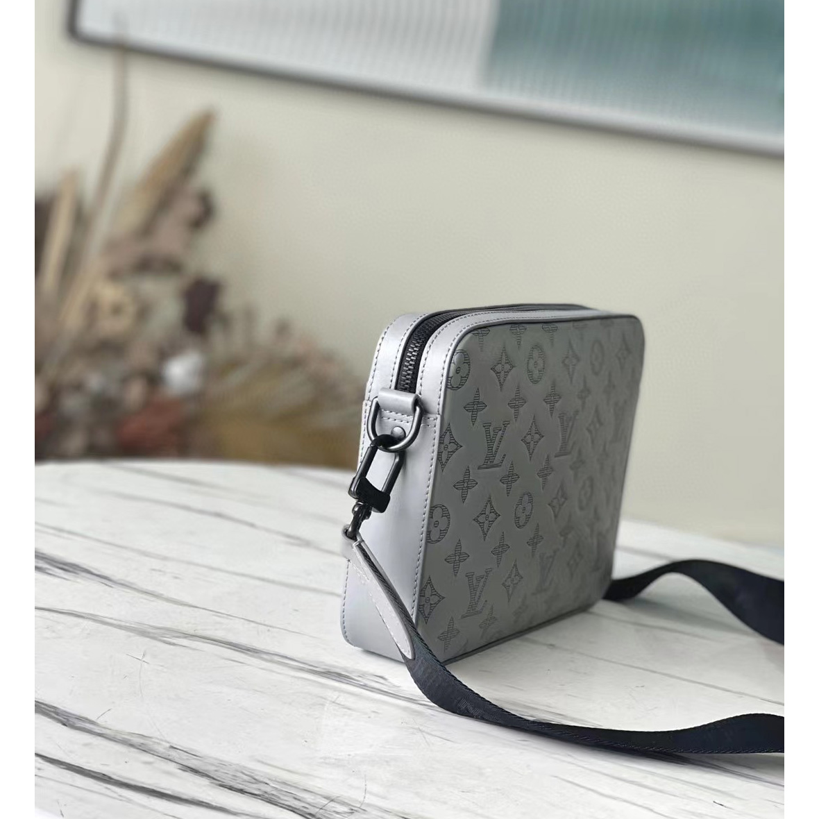 Louis Vuitton Duo Messenger(26-18.5-5cm)  m46104 - PerfectKickZ
