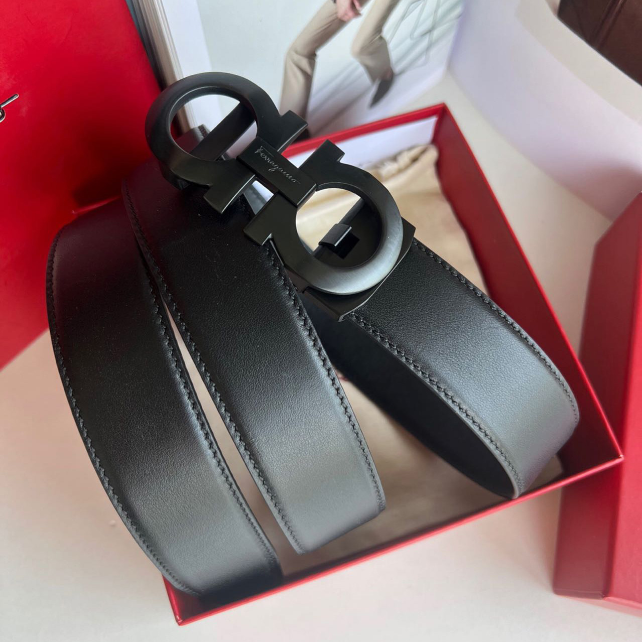 Ferragamo Black Leather Belt - PerfectKickZ