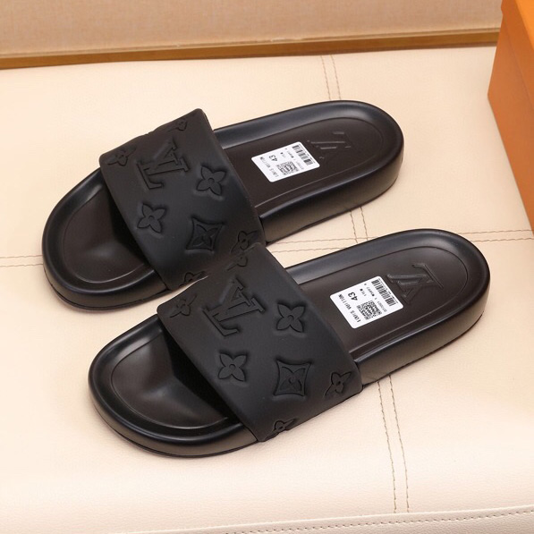 Louis Vuitton Monogram Slippers - 