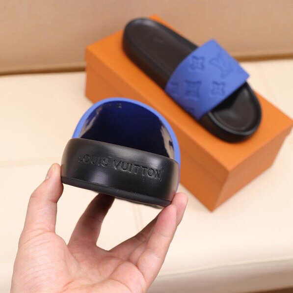 Louis Vuitton Monogram Slippers - PerfectKickZ