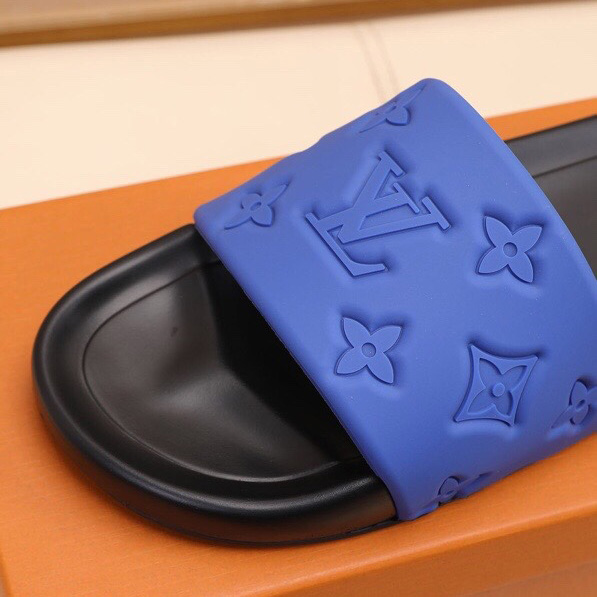 Louis Vuitton Monogram Slippers - PerfectKickZ