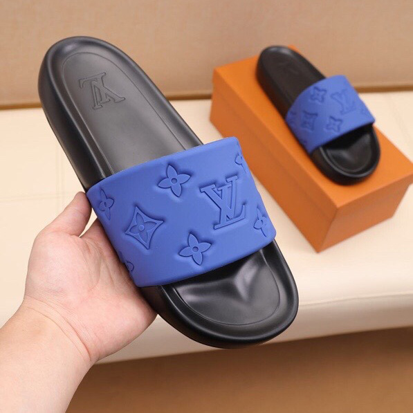 Louis Vuitton Monogram Slippers - PerfectKickZ