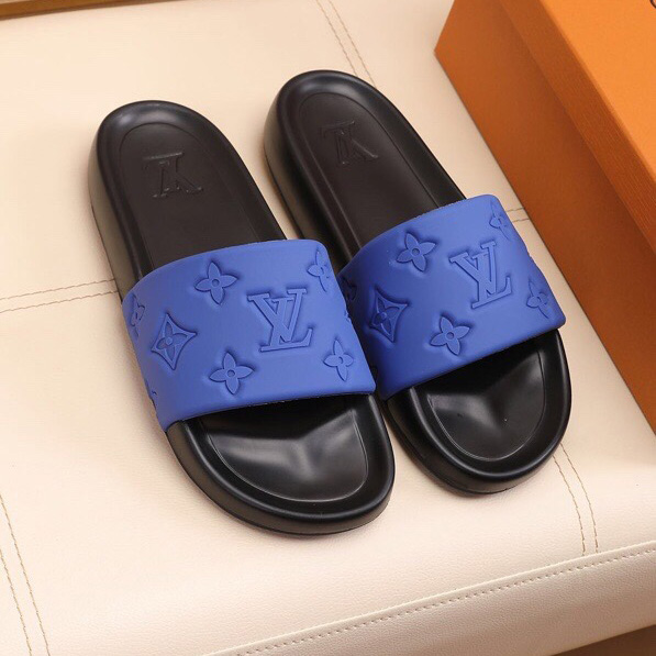 Louis Vuitton Monogram Slippers - PerfectKickZ