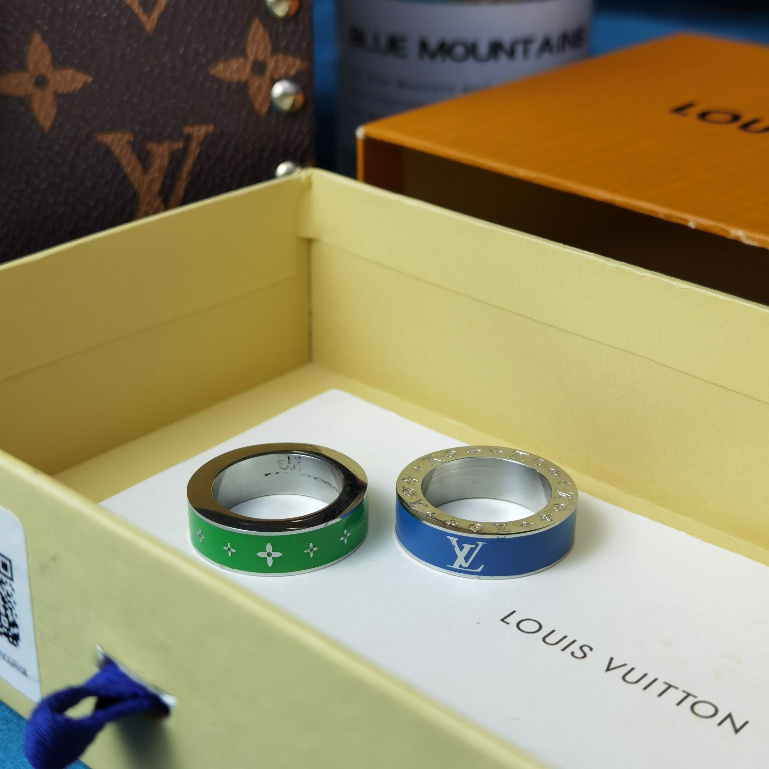 Louis Vuitton Rainbow Charms Ring - PerfectKickZ