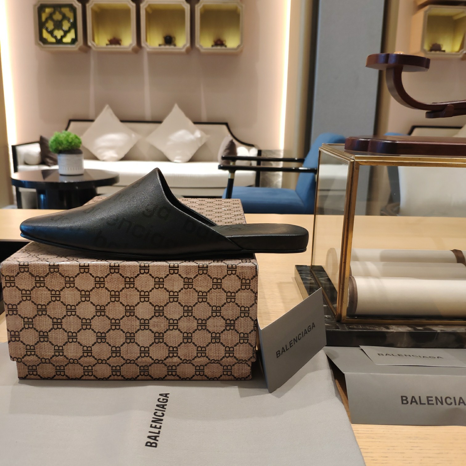 Balenciaga Logo  Leather Backless Loafers - PerfectKickZ