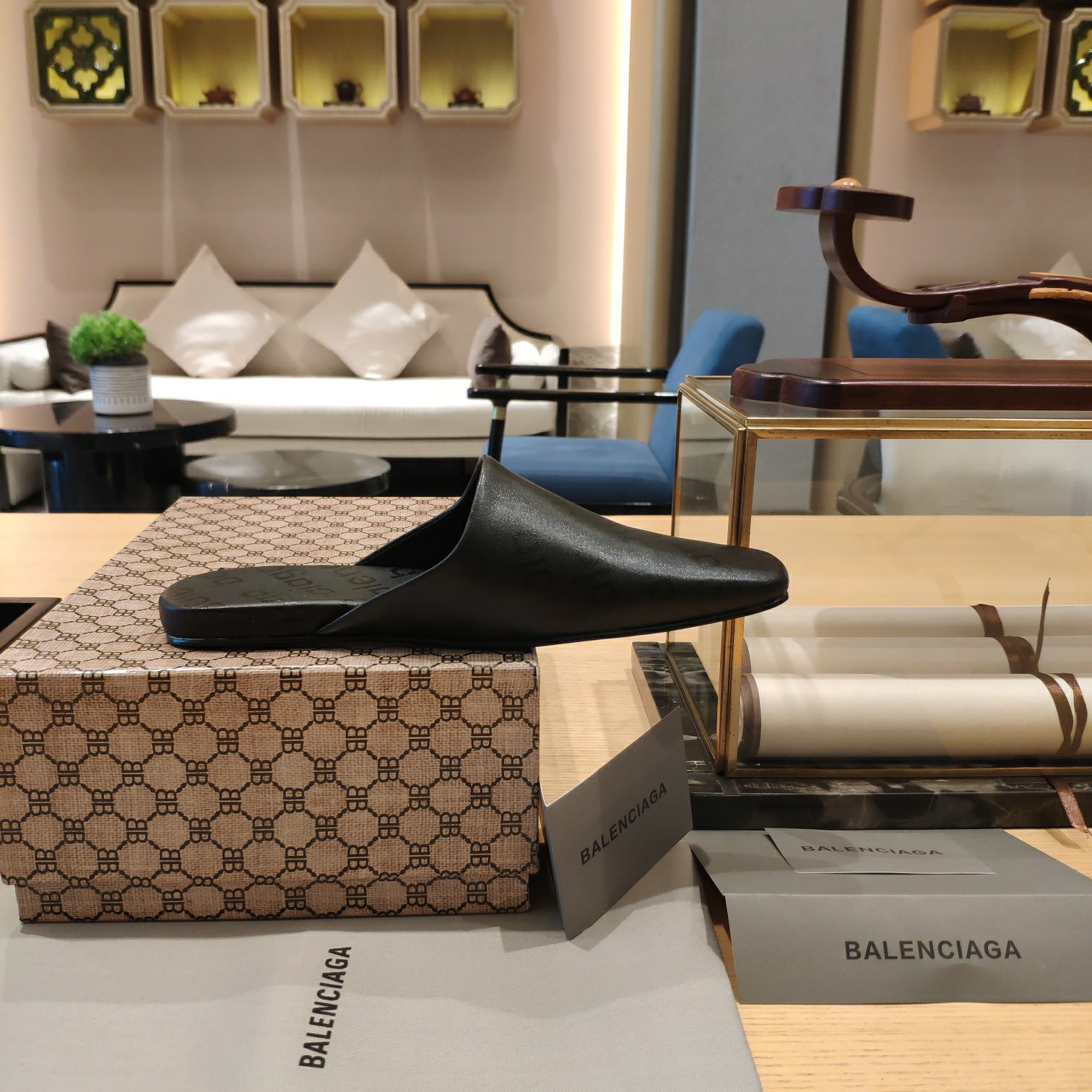 Balenciaga Logo  Leather Backless Loafers - PerfectKickZ
