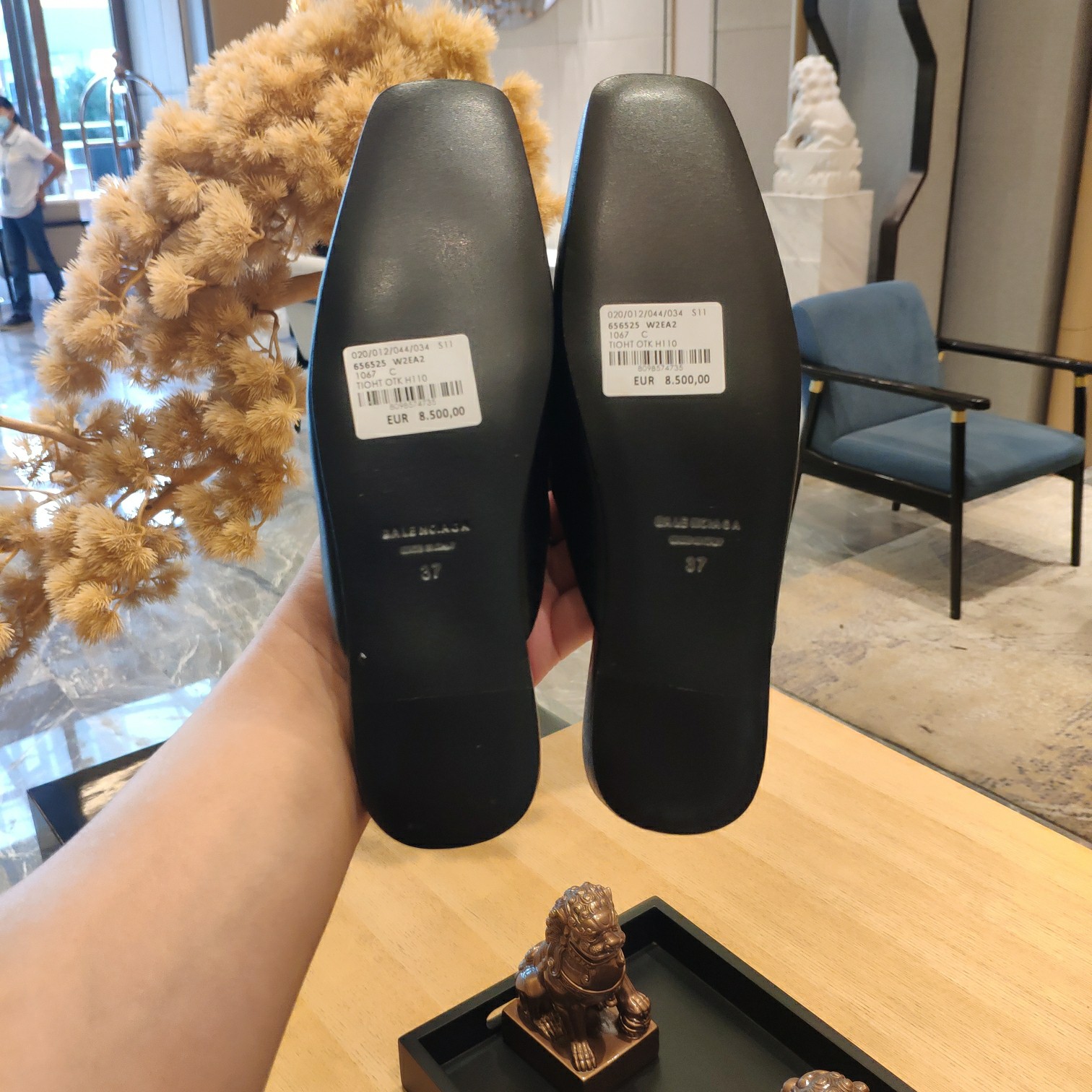 Balenciaga Logo  Leather Backless Loafers - PerfectKickZ