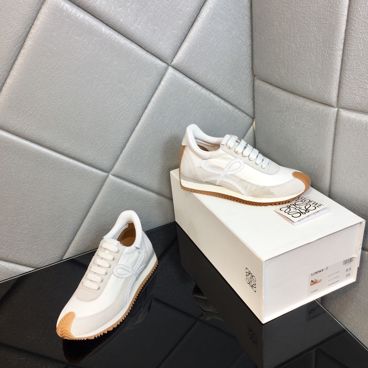 Loewe Flow Runner In Calfskin - PerfectKickZ