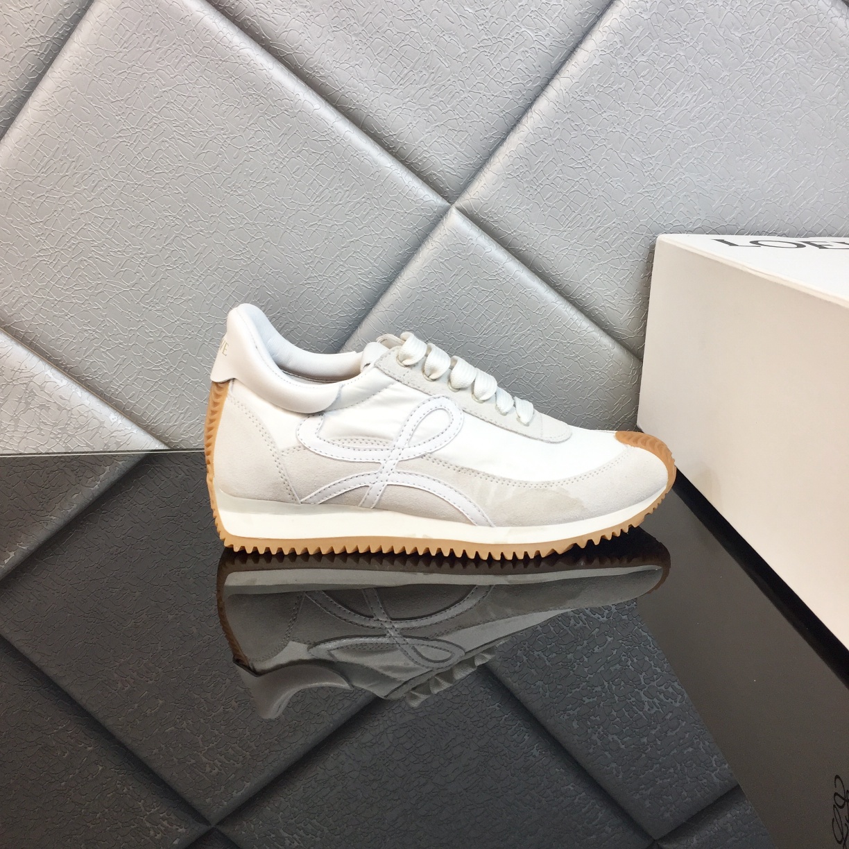 Loewe Flow Runner In Calfskin - PerfectKickZ