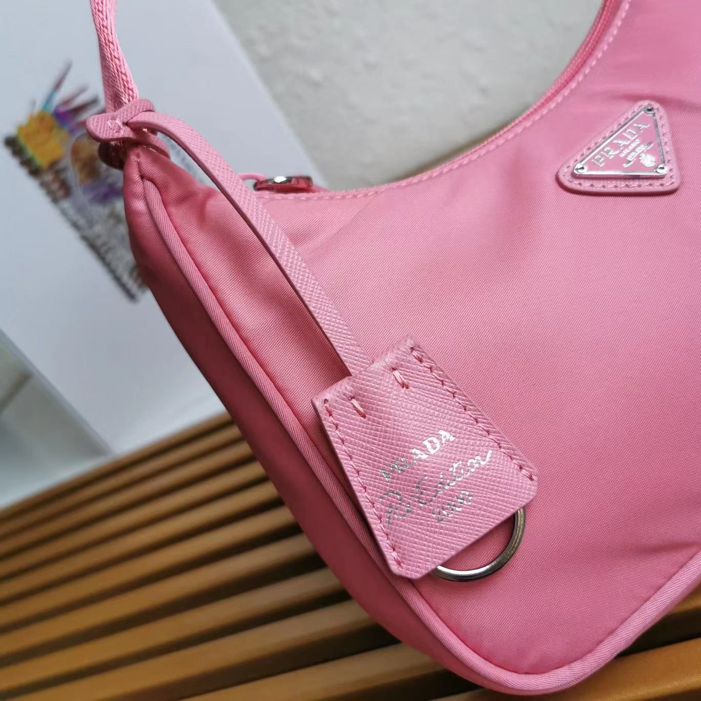 Prada Logo Shoulder  Bag (23-13-5cm) - PerfectKickZ