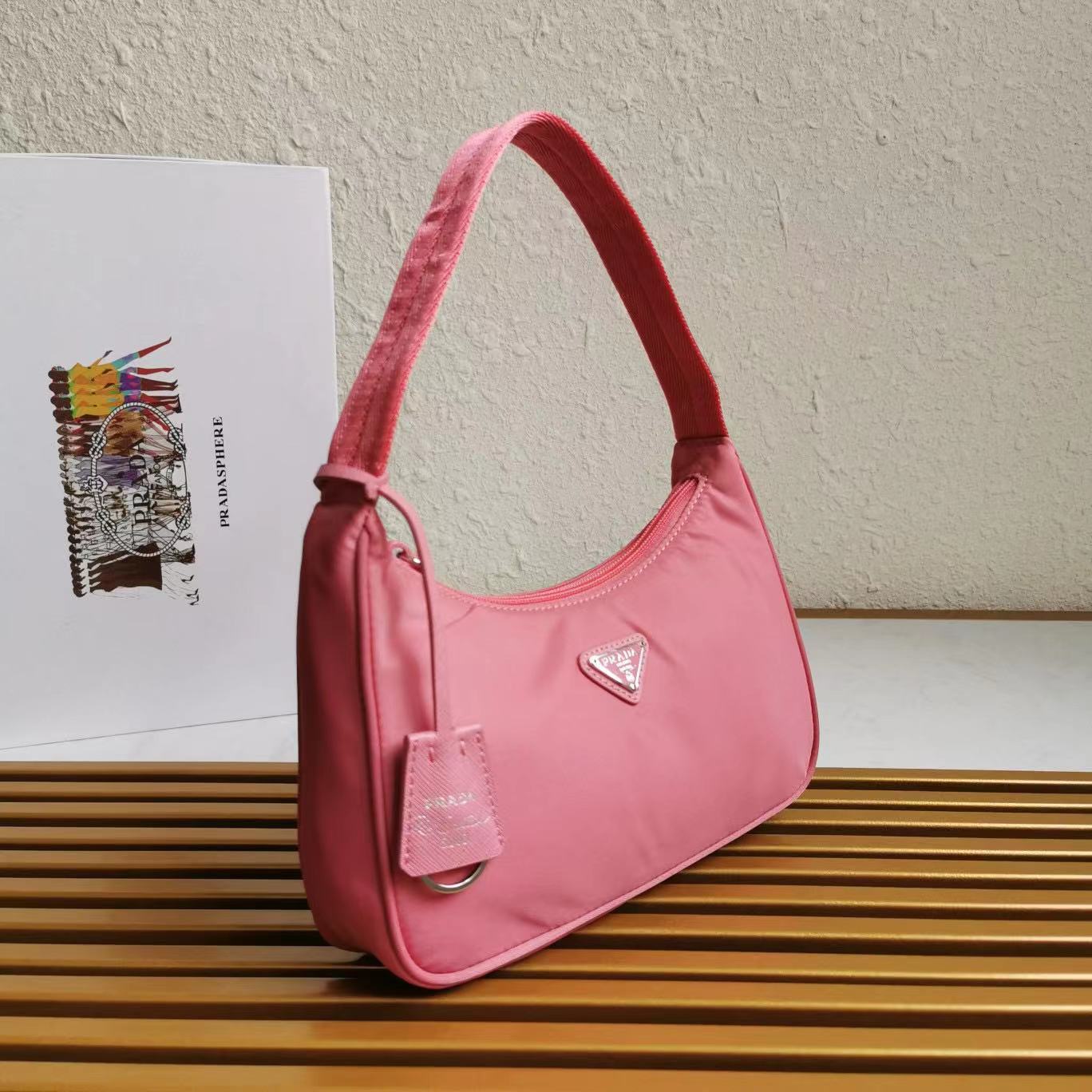 Prada Logo Shoulder  Bag (23-13-5cm) - PerfectKickZ