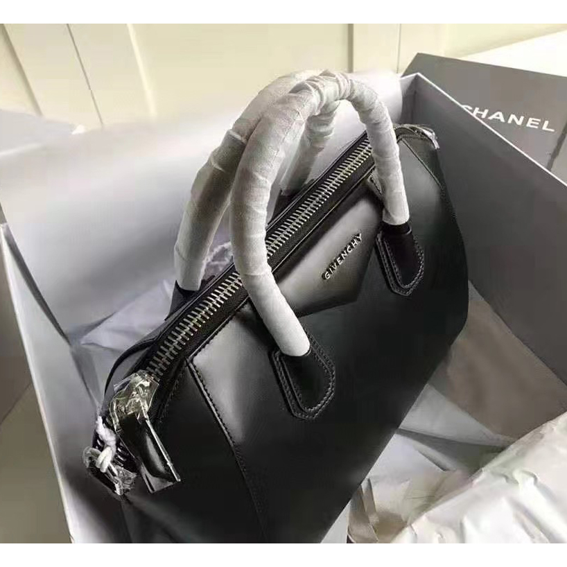 Givenchy Black Handbag(28-34-25CM) - PerfectKickZ