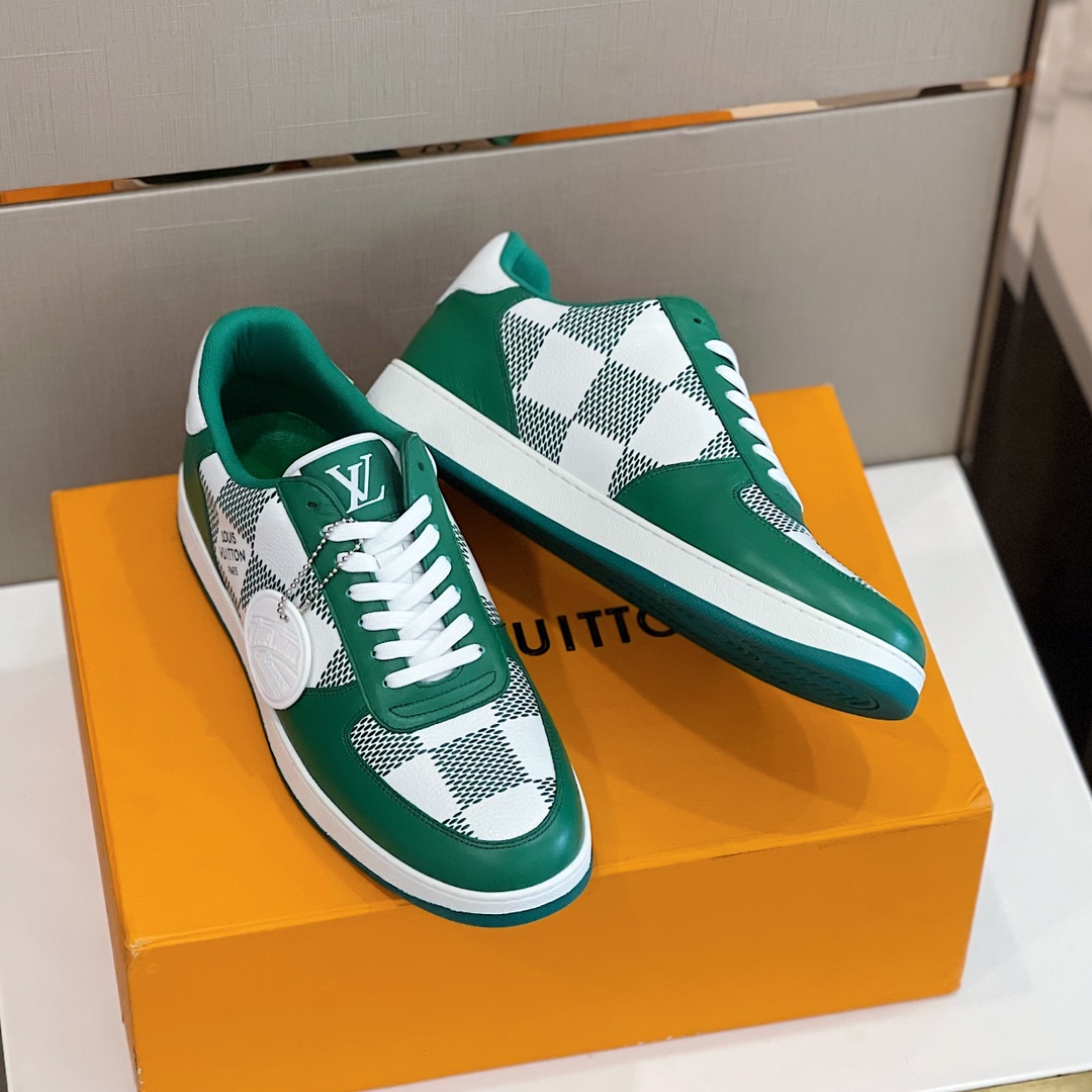 Louis Vuitton Men's Rivoli Sneaker - PerfectKickZ