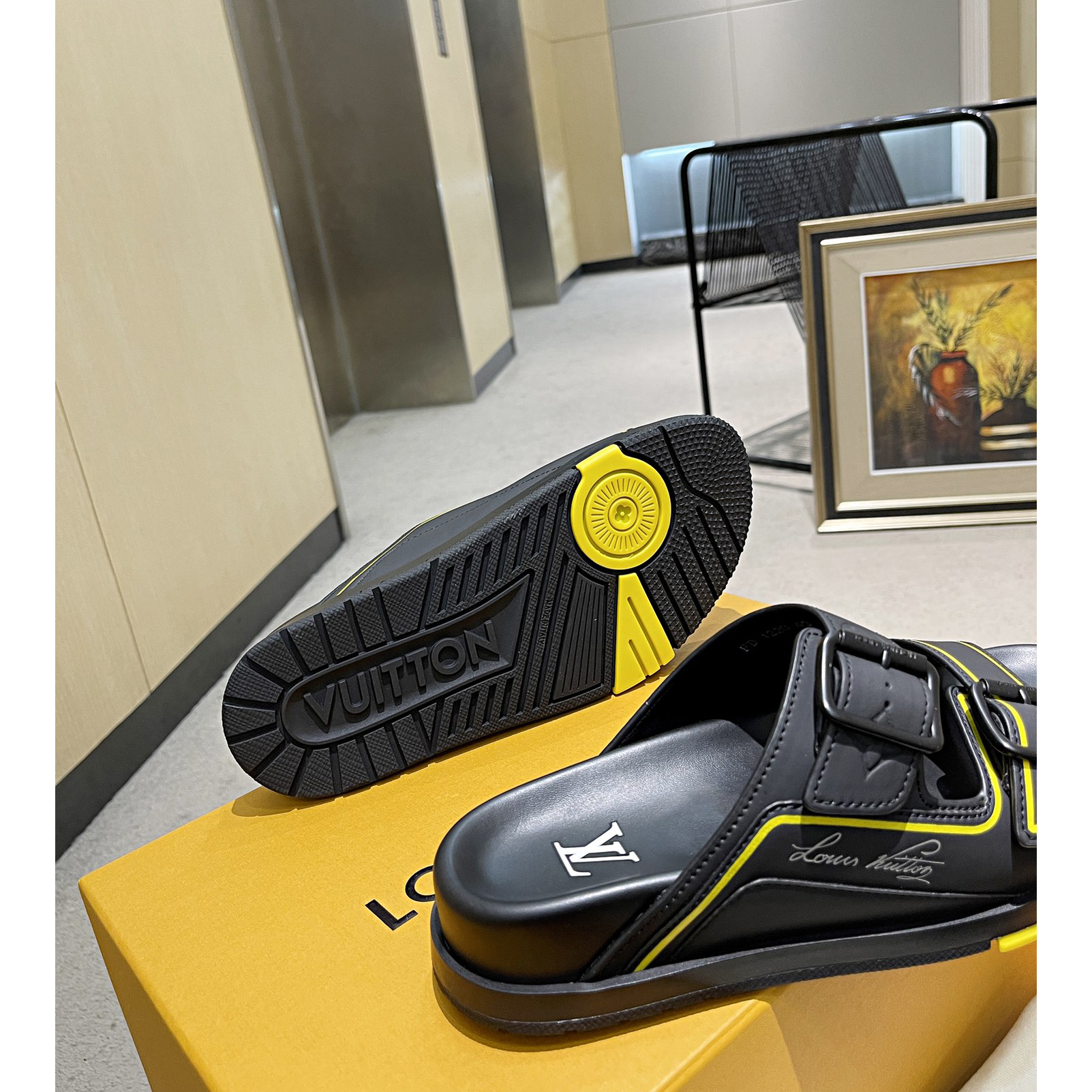 Louis Vuitton Men's Trainer Slippers - PerfectKickZ