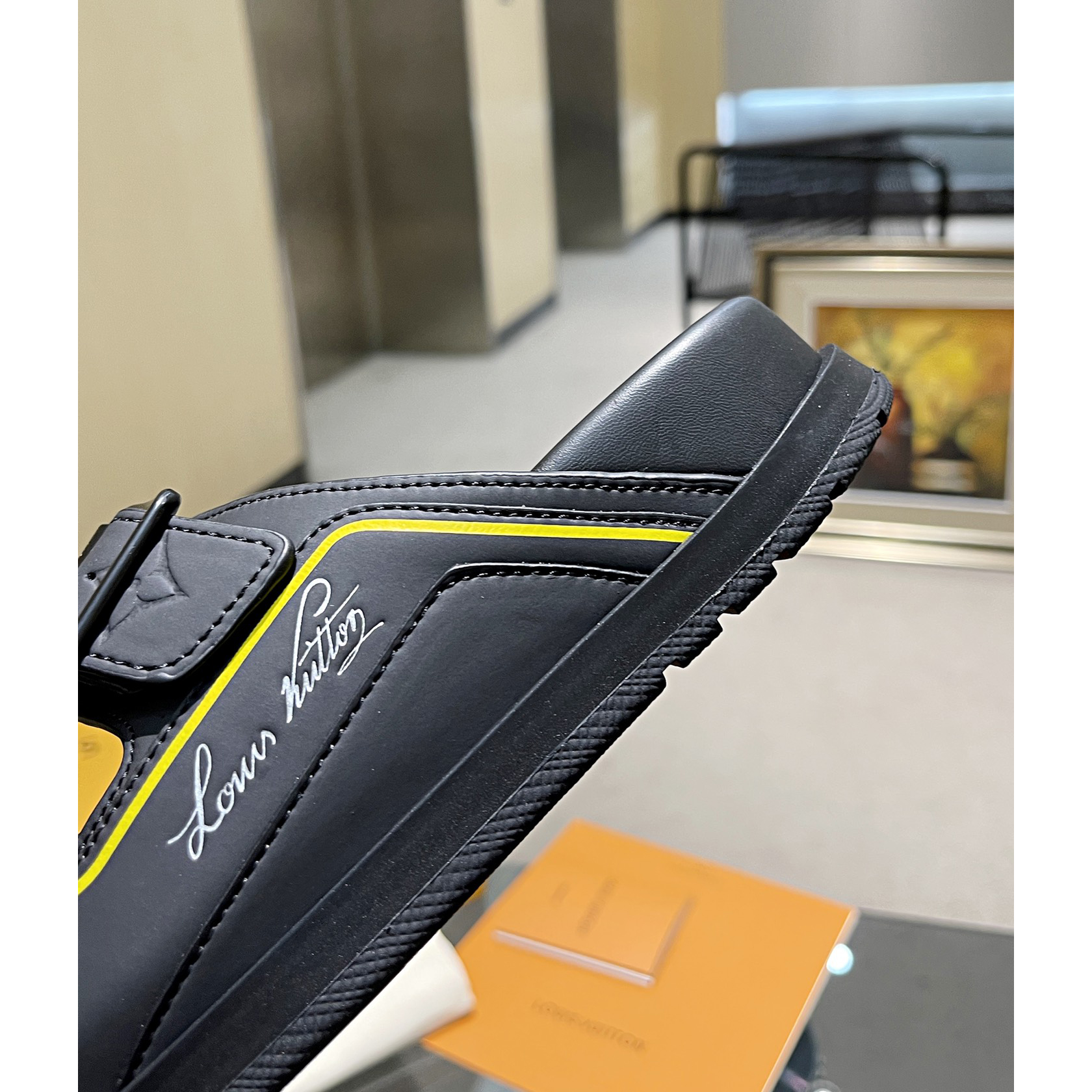Louis Vuitton Men's Trainer Slippers - PerfectKickZ