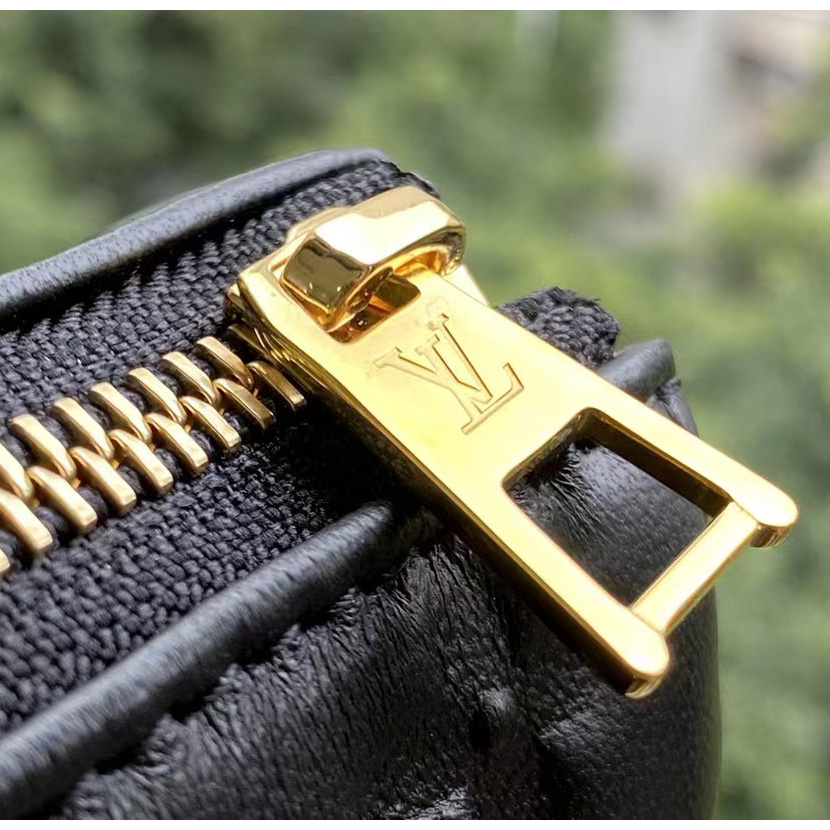 Louis Vuitton Monogram Shoulder Bag（26-20-12CM） - PerfectKickZ