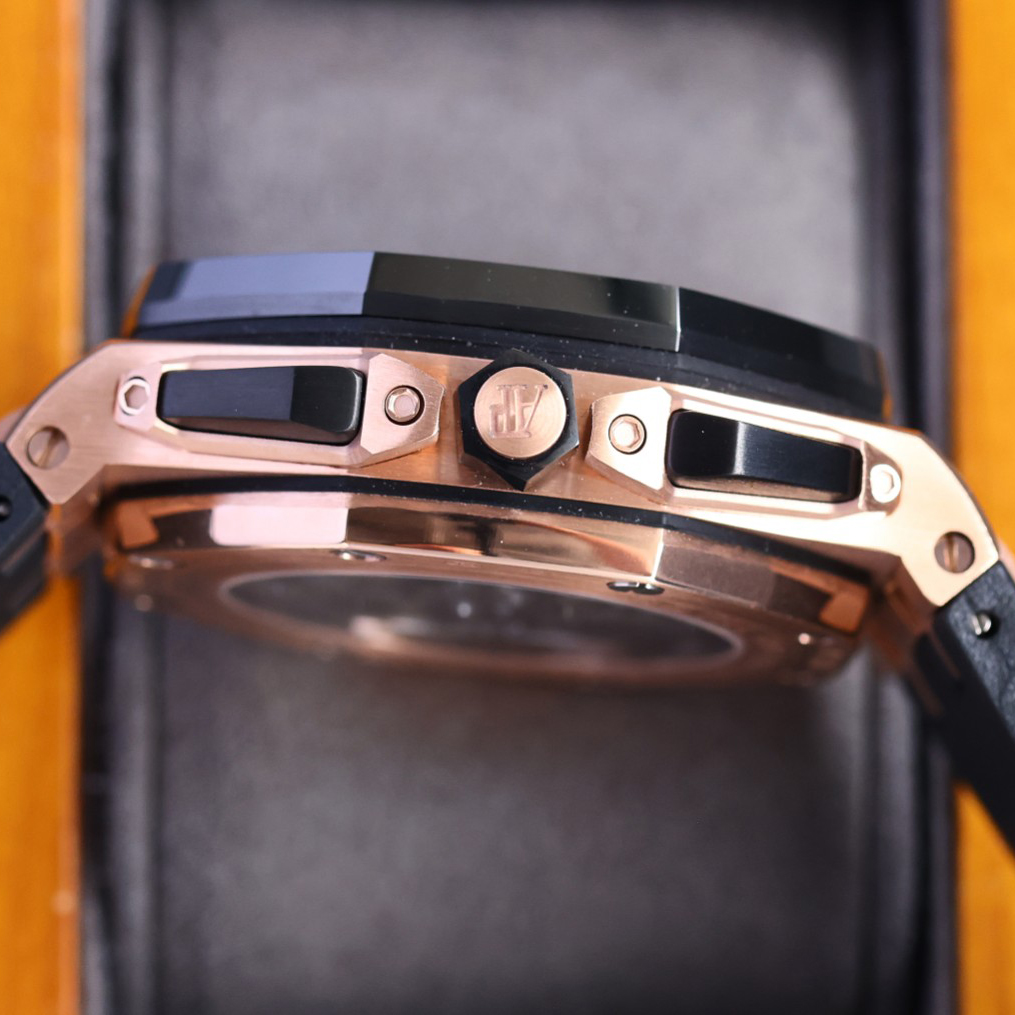 Audemars Piguet  Watch  44mm - 