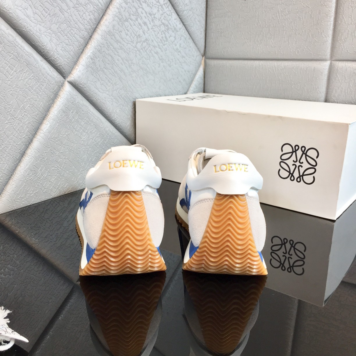 Loewe Flow Runner In Calfskin - PerfectKickZ