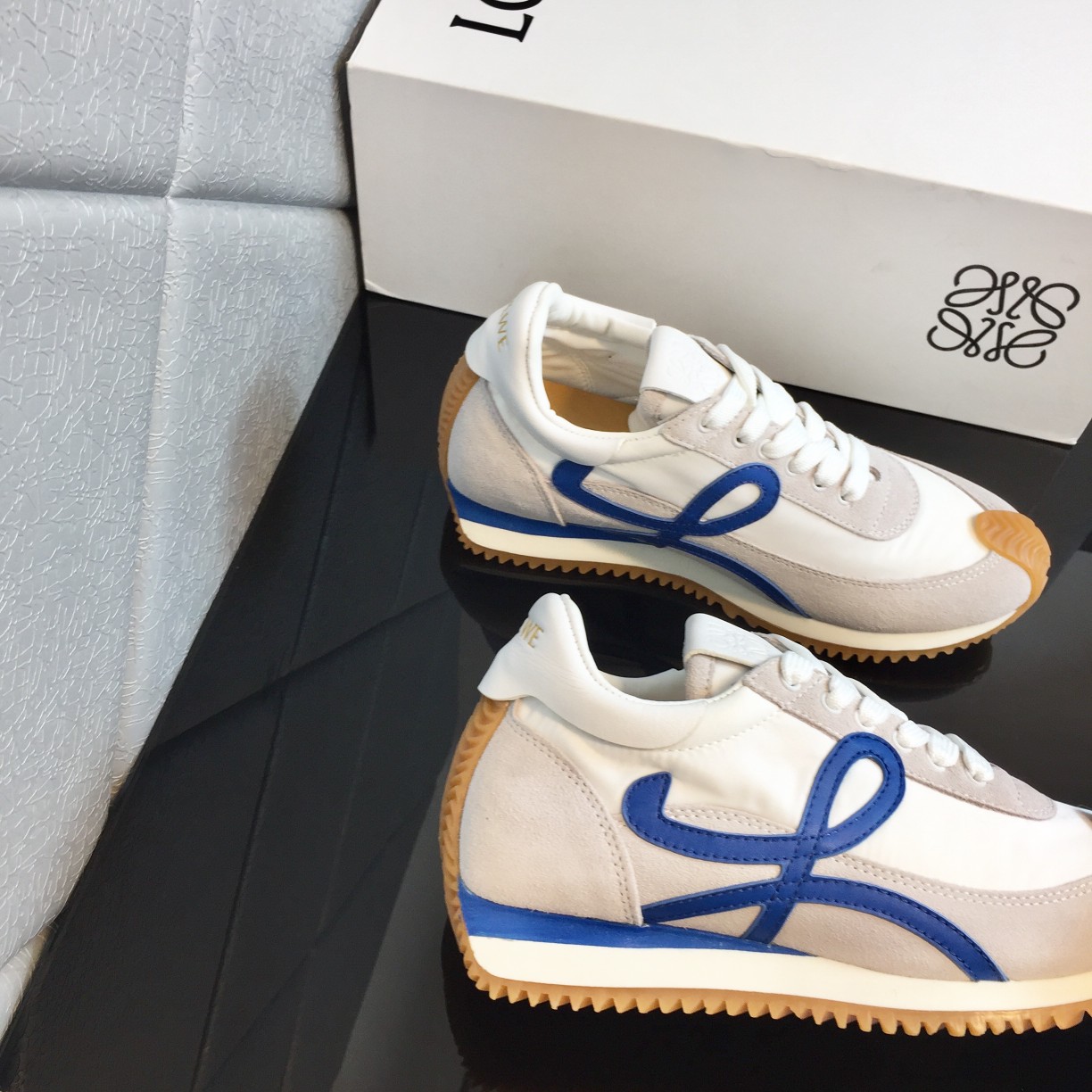 Loewe Flow Runner In Calfskin - 