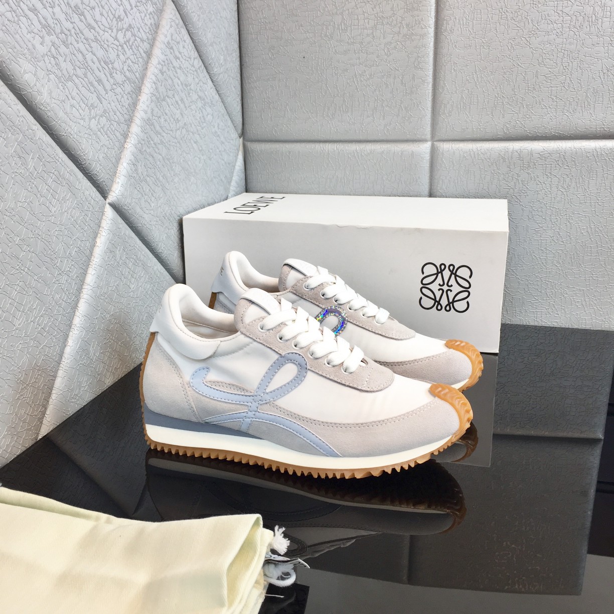 Loewe Flow Runner In Calfskin - PerfectKickZ