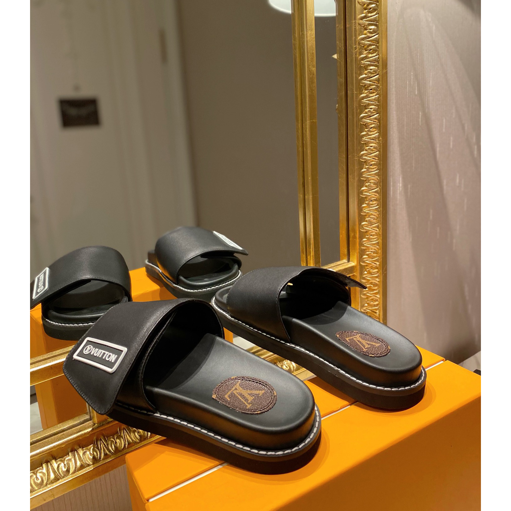 Louis Vuitton Monogram Slipper - 