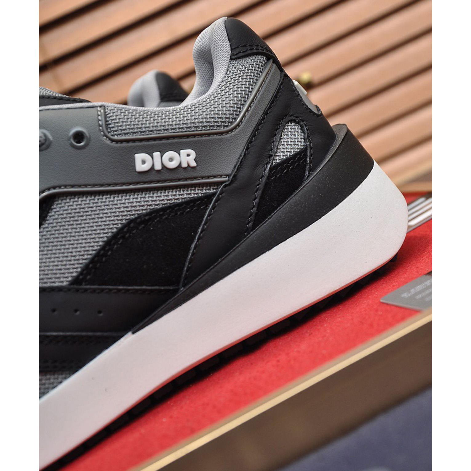 Dior B29 Low-Top Sneaker - PerfectKickZ