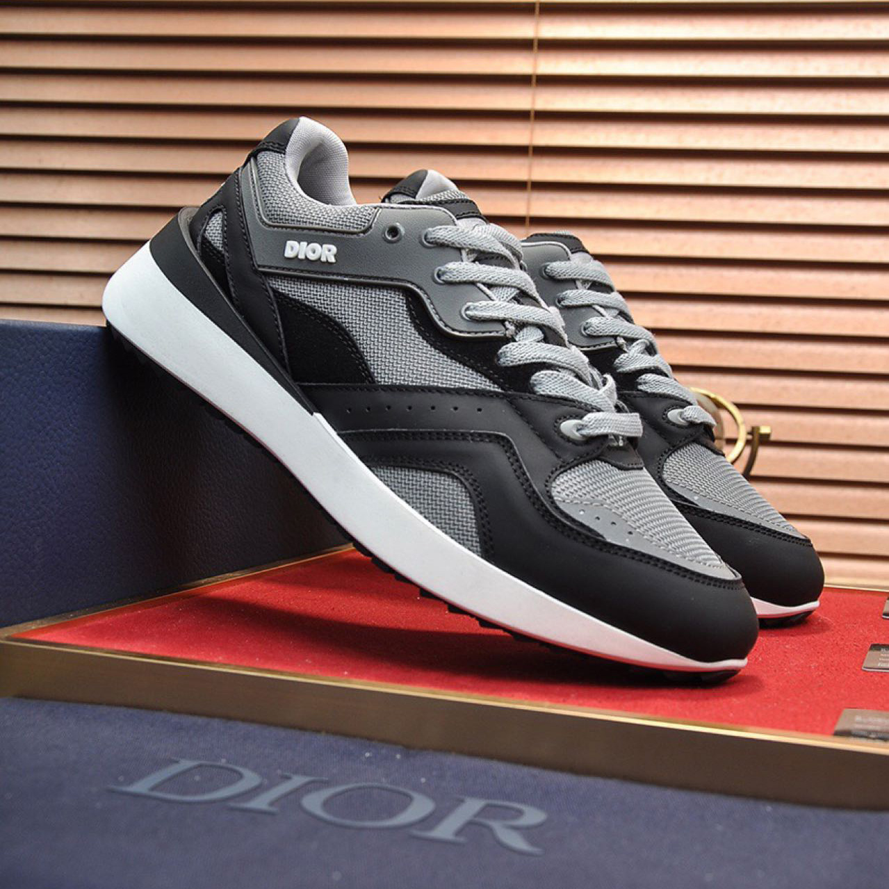 Dior B29 Low-Top Sneaker - PerfectKickZ