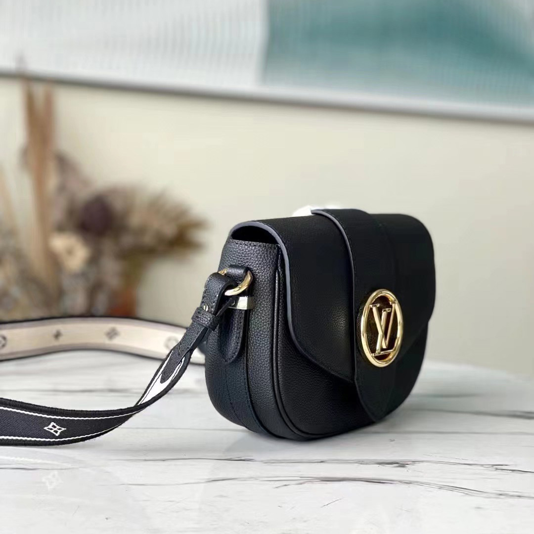 Louis Vuitton  Black Shoulder Bag （25-17.5-8CM） - PerfectKickZ