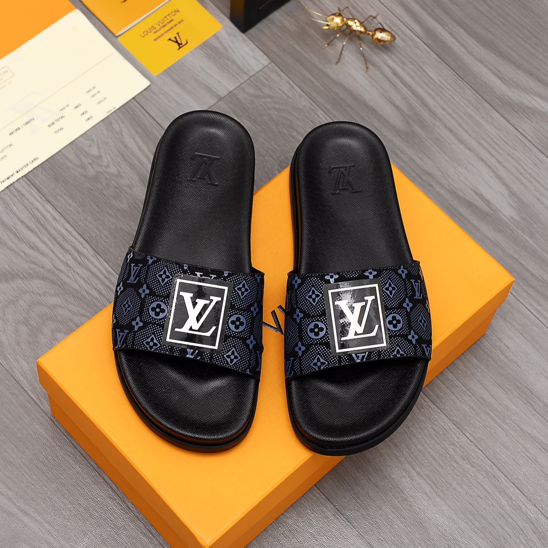 Louis Vuitton Monogram Slippers - 