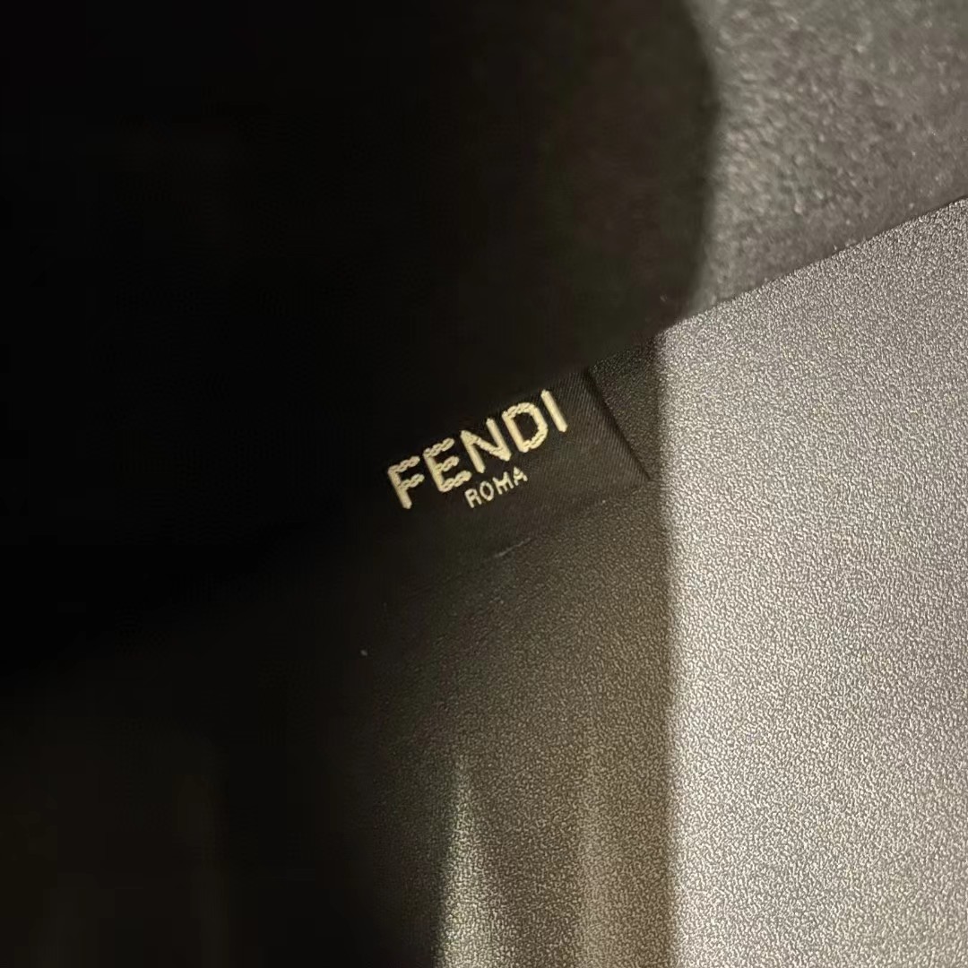 Fendi Sunshine Medium Beige Canvas Bag(40.5-35-21.5cm) - 