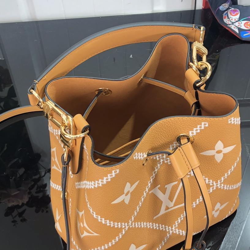 Louis Vuitton Monogram Bucket Bag （20*20*13cm） - 