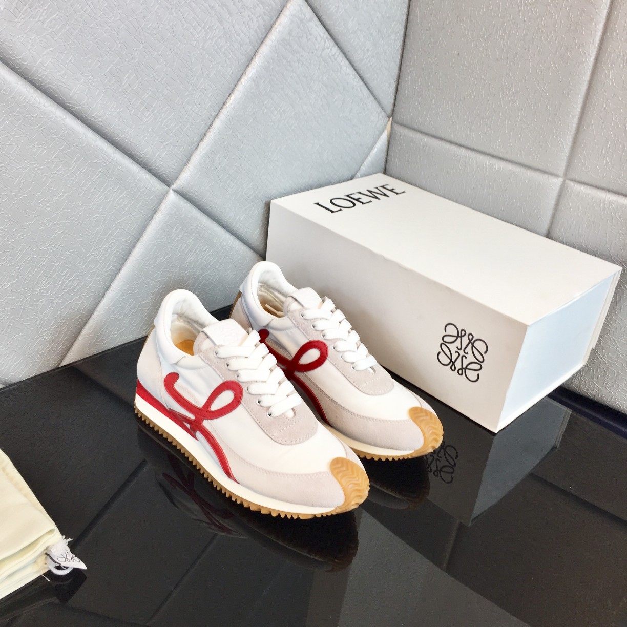 Loewe Flow Runner In Calfskin - PerfectKickZ