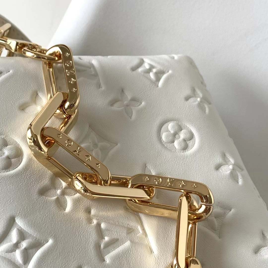 Louis Vuitton Coussin BB Handbag(21-16-7cm)  M20770 - PerfectKickZ