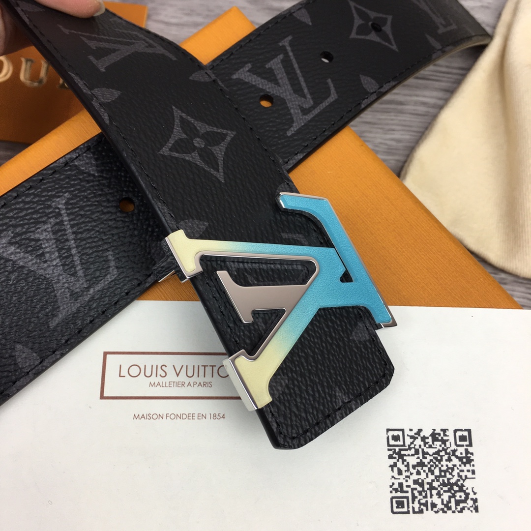 Louis Vuitton Shape 40MM Reversible Belt - PerfectKickZ