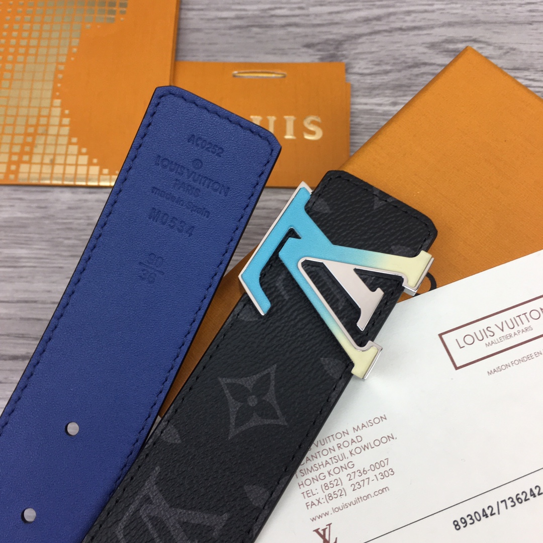 Louis Vuitton Shape 40MM Reversible Belt - PerfectKickZ