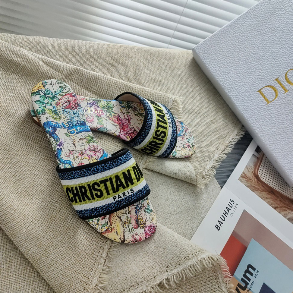 Dior Black Multicolor Embroidered Cotton With D-Constellation Motif Dway Slide - PerfectKickZ