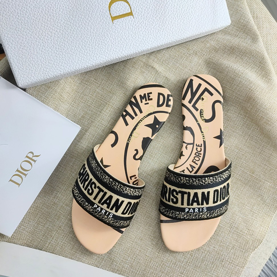 Dior Beige Jute Canvas Embroidered with Dior Union Motif Dway Slide - PerfectKickZ