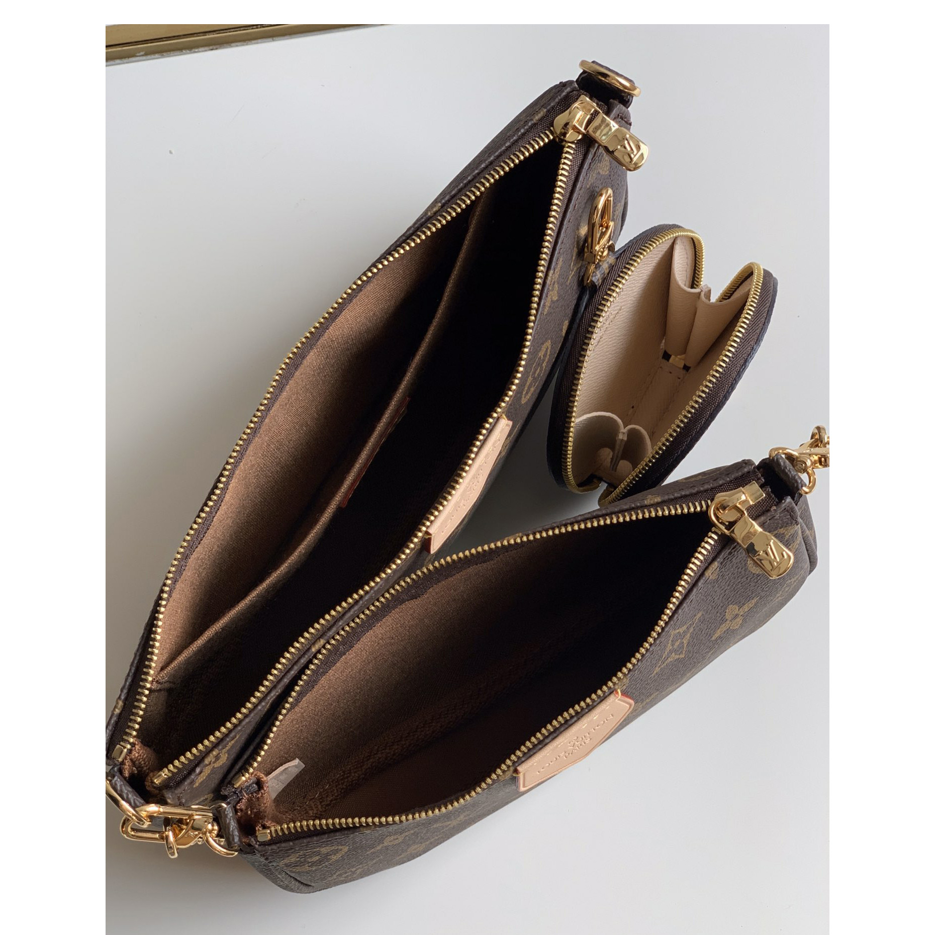 Louis Vuitton Multi Pochette Accessoires(24-13-5cm/19-11-4cm/9-2-1cm) - 