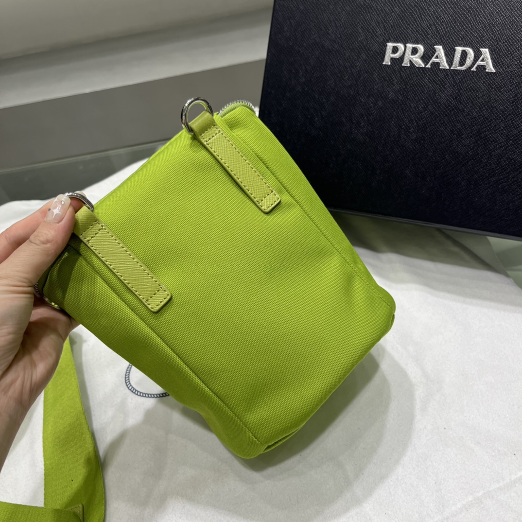 Prada Canvas Shoulder Bag(21-15-15cm)   2VH147 - PerfectKickZ