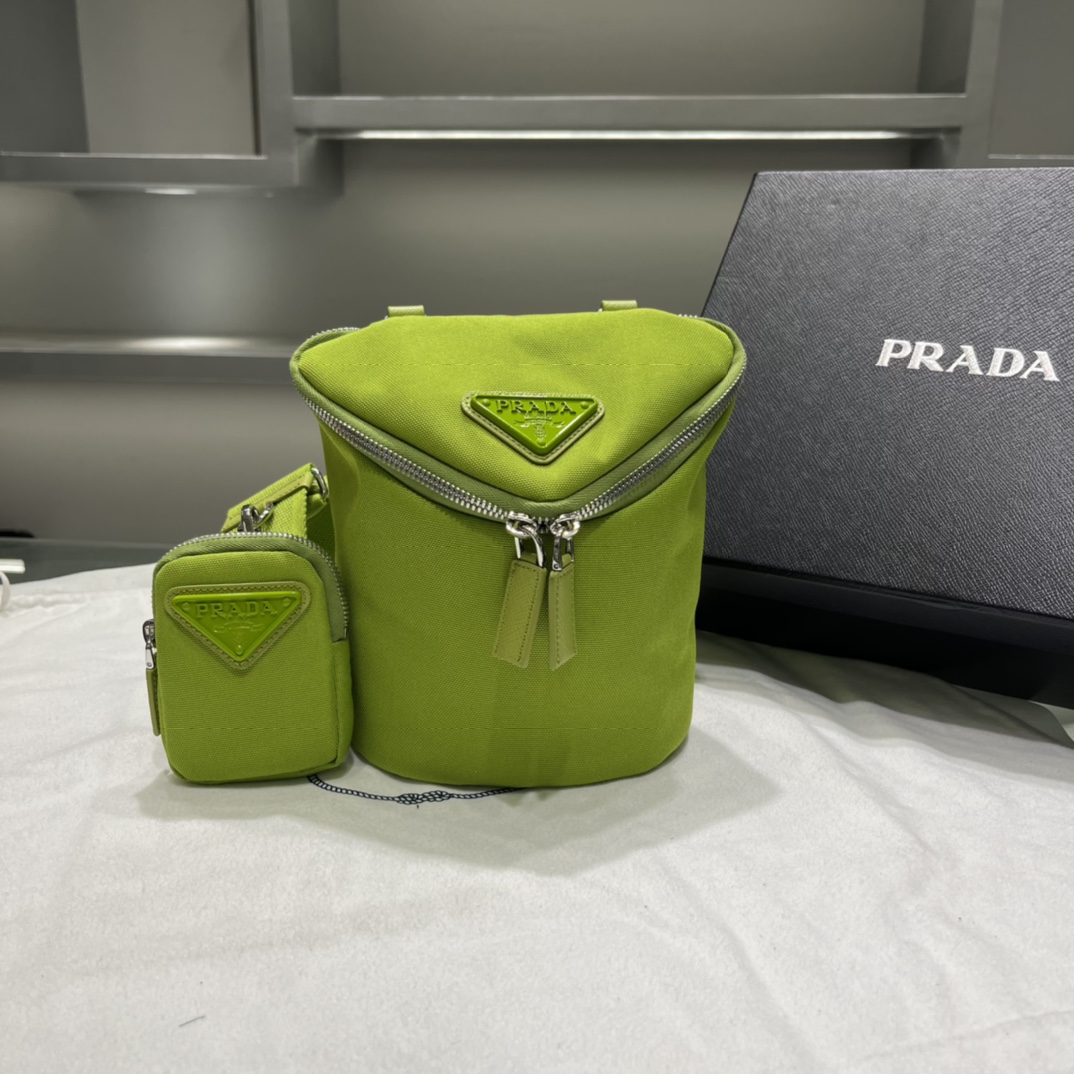 Prada Canvas Shoulder Bag(21-15-15cm)   2VH147 - PerfectKickZ