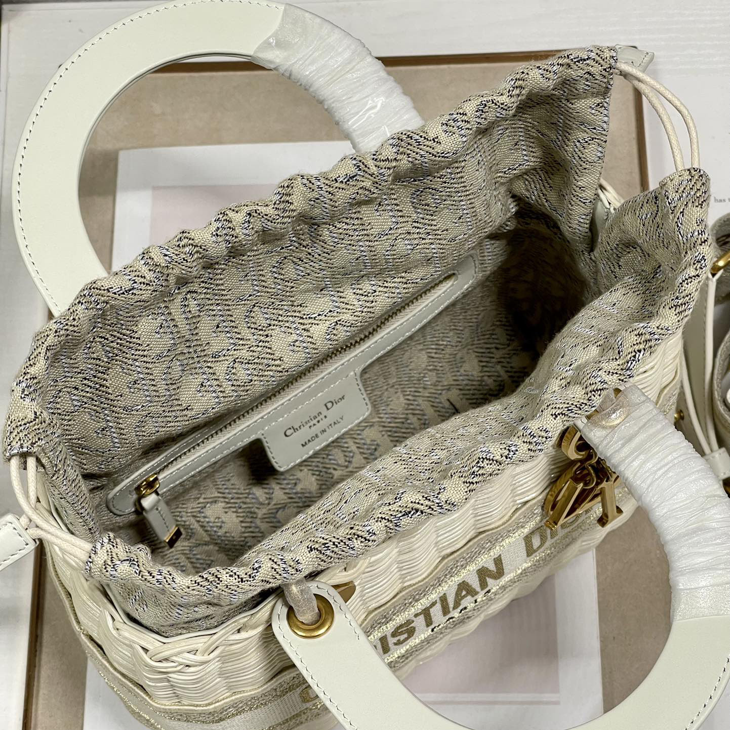 Dior Medium Lady Dior Bag(24-20-11cm) - PerfectKickZ