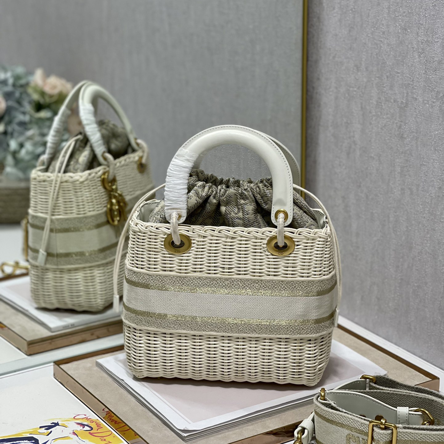 Dior Medium Lady Dior Bag(24-20-11cm) - PerfectKickZ
