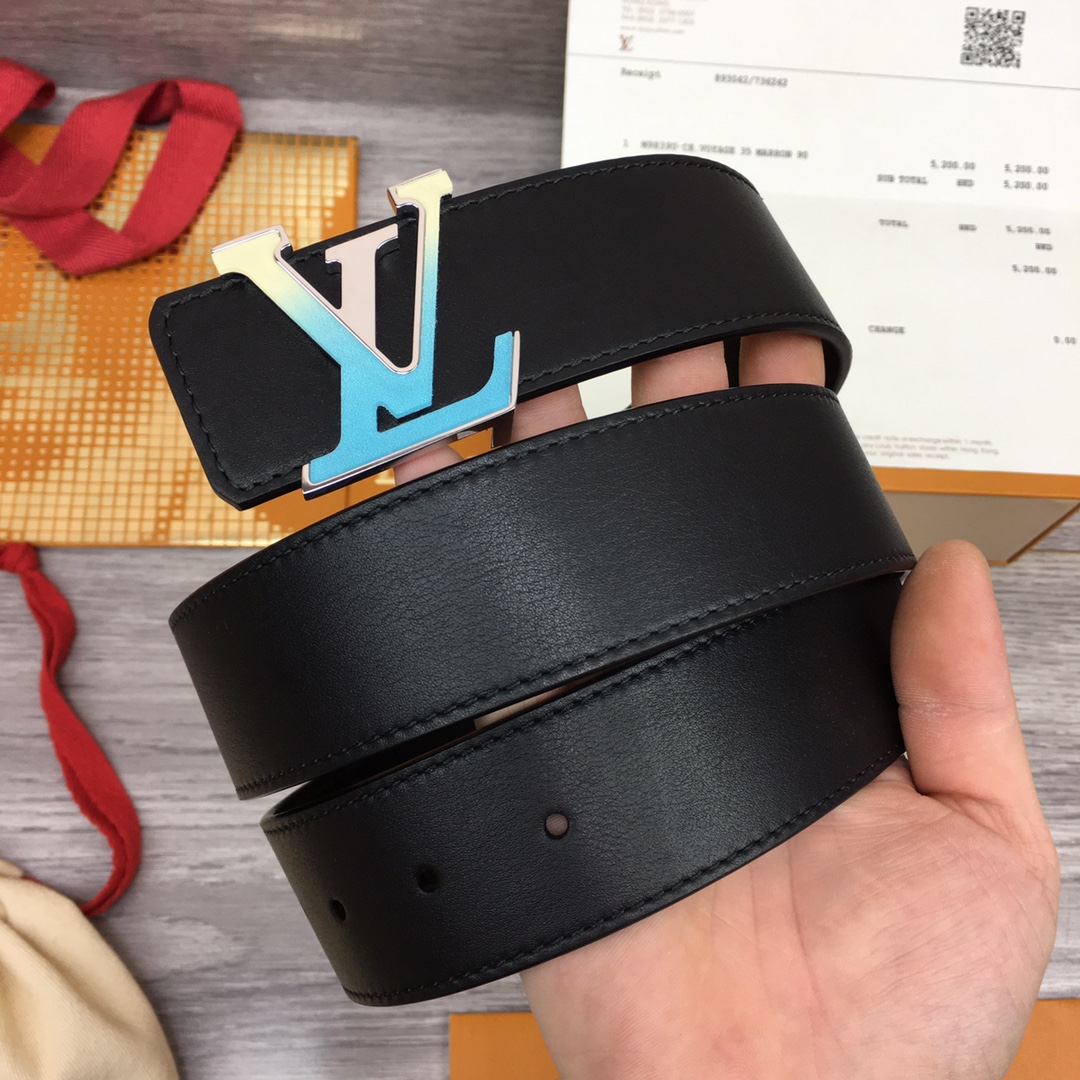 Louis Vuitton Shape 40MM Reversible Belt - PerfectKickZ