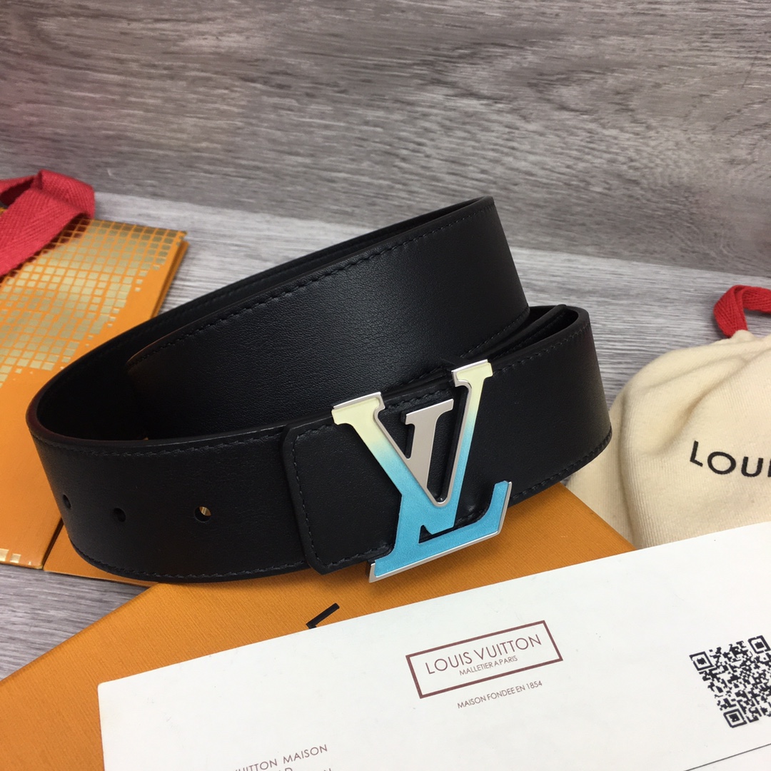 Louis Vuitton Shape 40MM Reversible Belt - PerfectKickZ