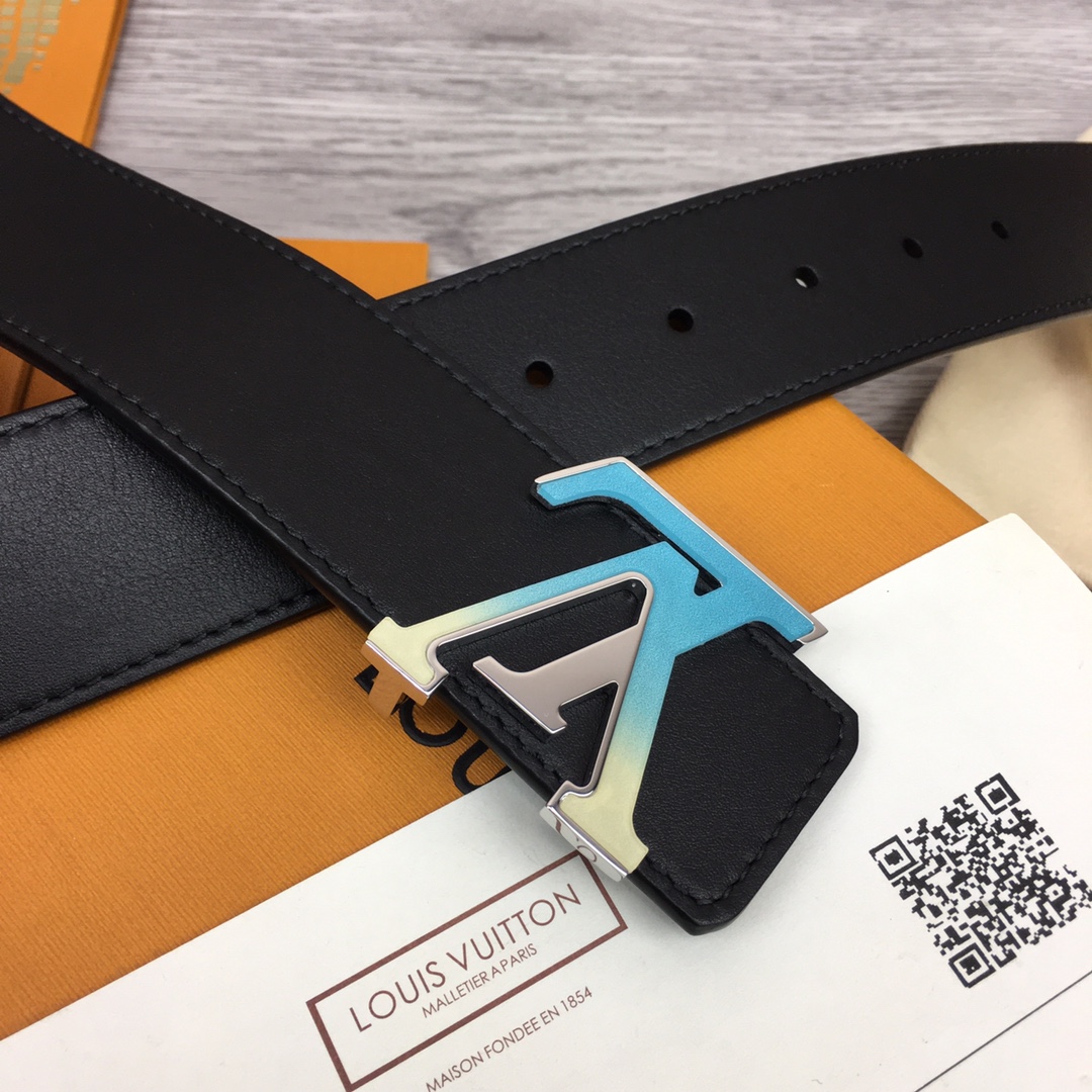 Louis Vuitton Shape 40MM Reversible Belt - PerfectKickZ