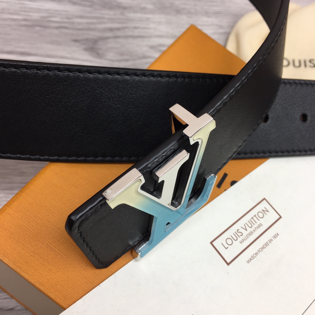 Louis Vuitton Shape 40MM Reversible Belt - PerfectKickZ