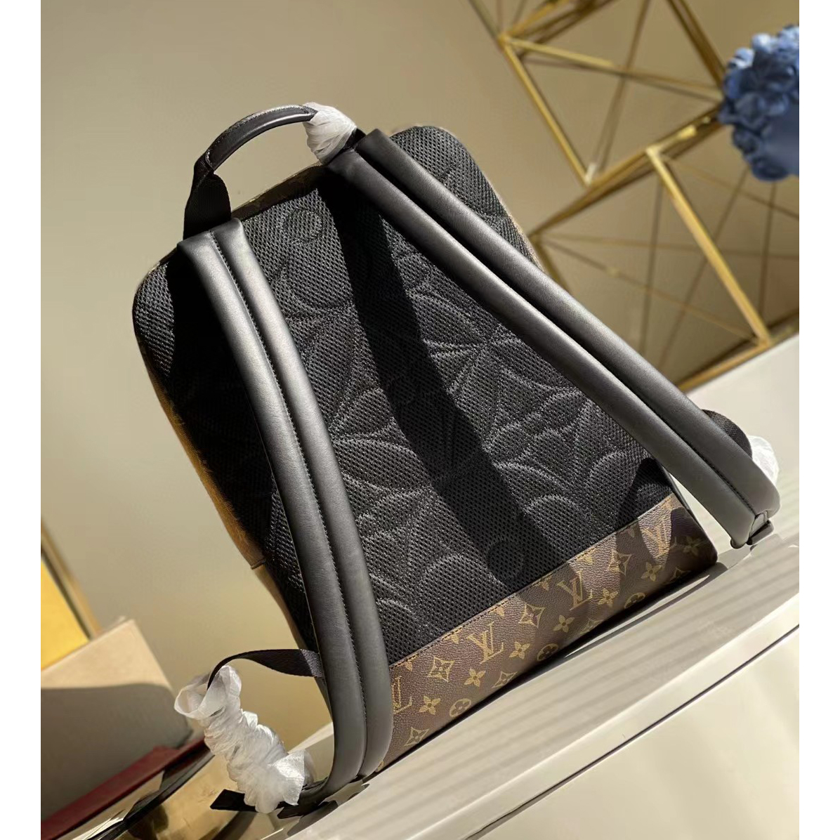 Louis Vuitton Dean Backpack(31-41.5-15cm)   M45335 - PerfectKickZ