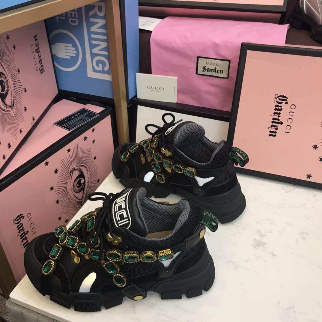 Gucci Logo Sneaker - PerfectKickZ