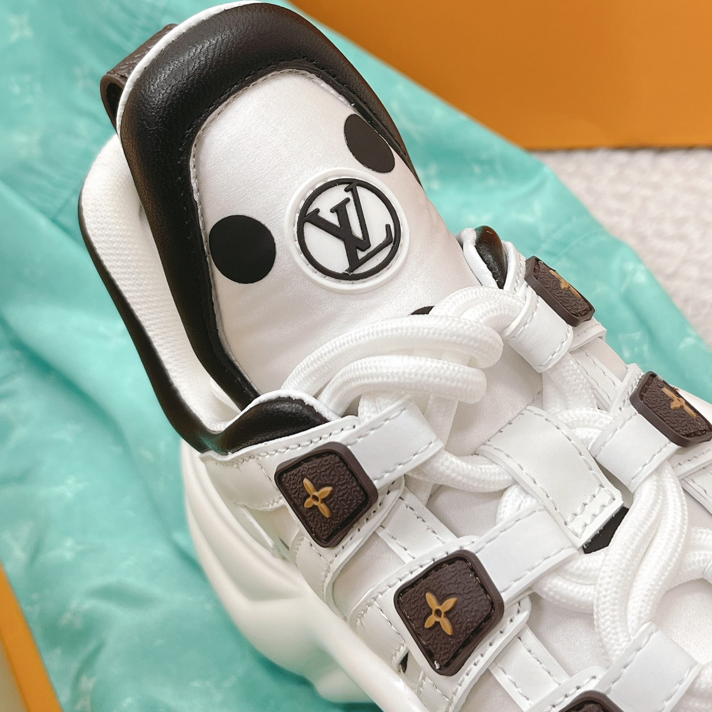 Louis Vuitton LV Archlight Sneaker     1AA0ON - PerfectKickZ